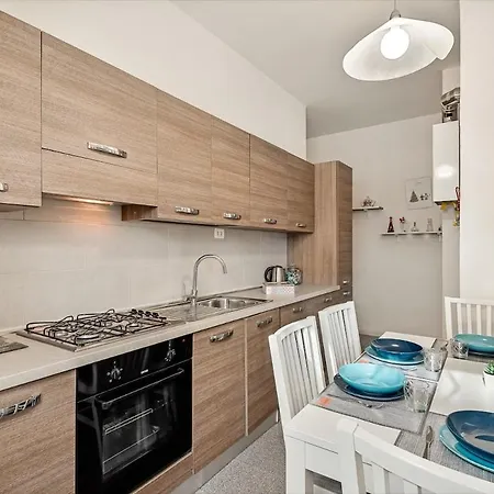 Souvenir Apartment